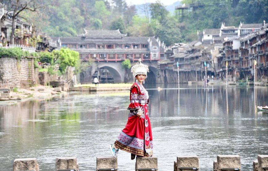 DU LỊCH PHƯỢNG HOÀNG CỔ TRẤN -ÂN THI – TRƯƠNG GIA GIỚI- THIÊN MÔN SƠN | 6N5Đ | KHỞI HÀNH TỪ TP.HCM