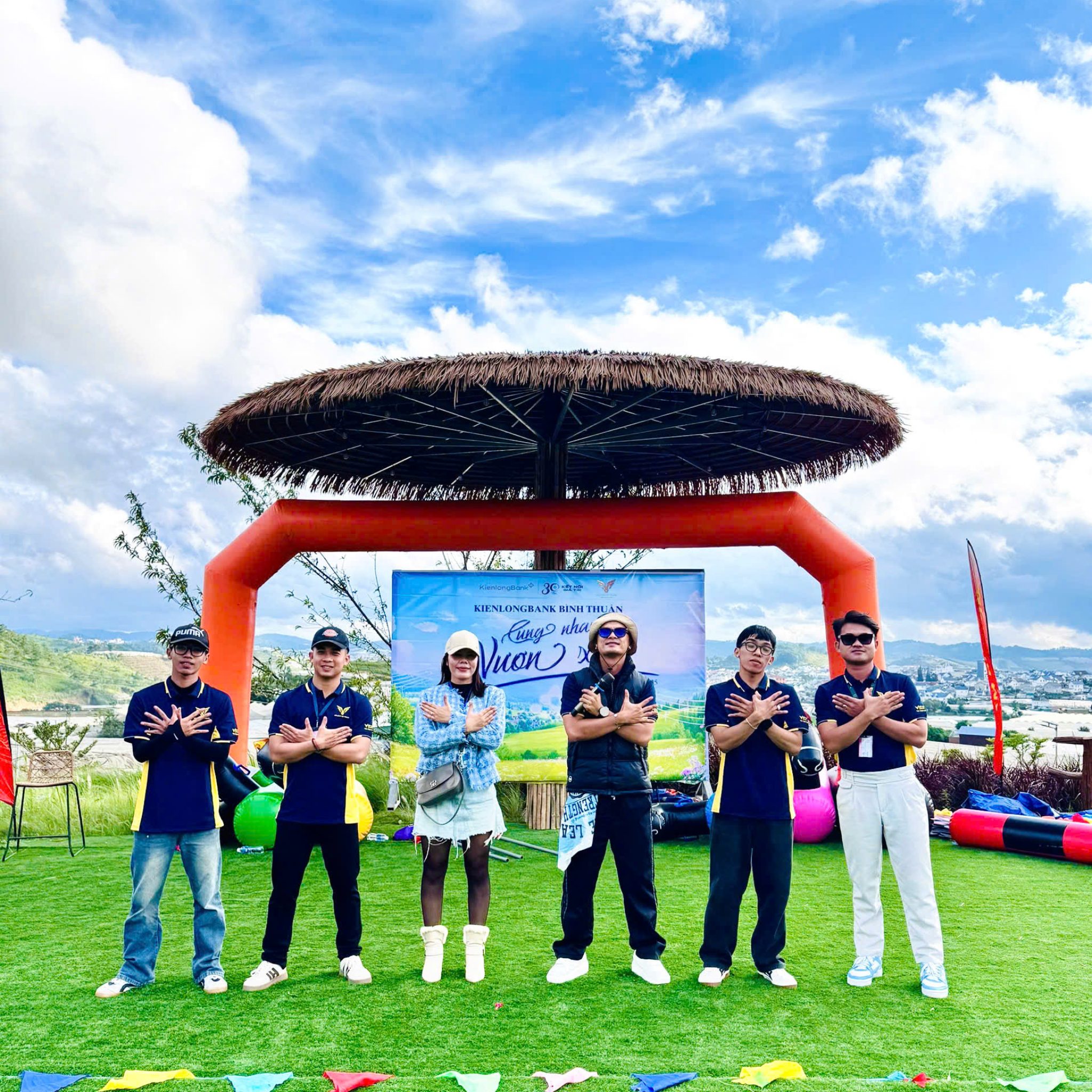 z7475238130206_10daecd5e27051562d37fe7f2c440273