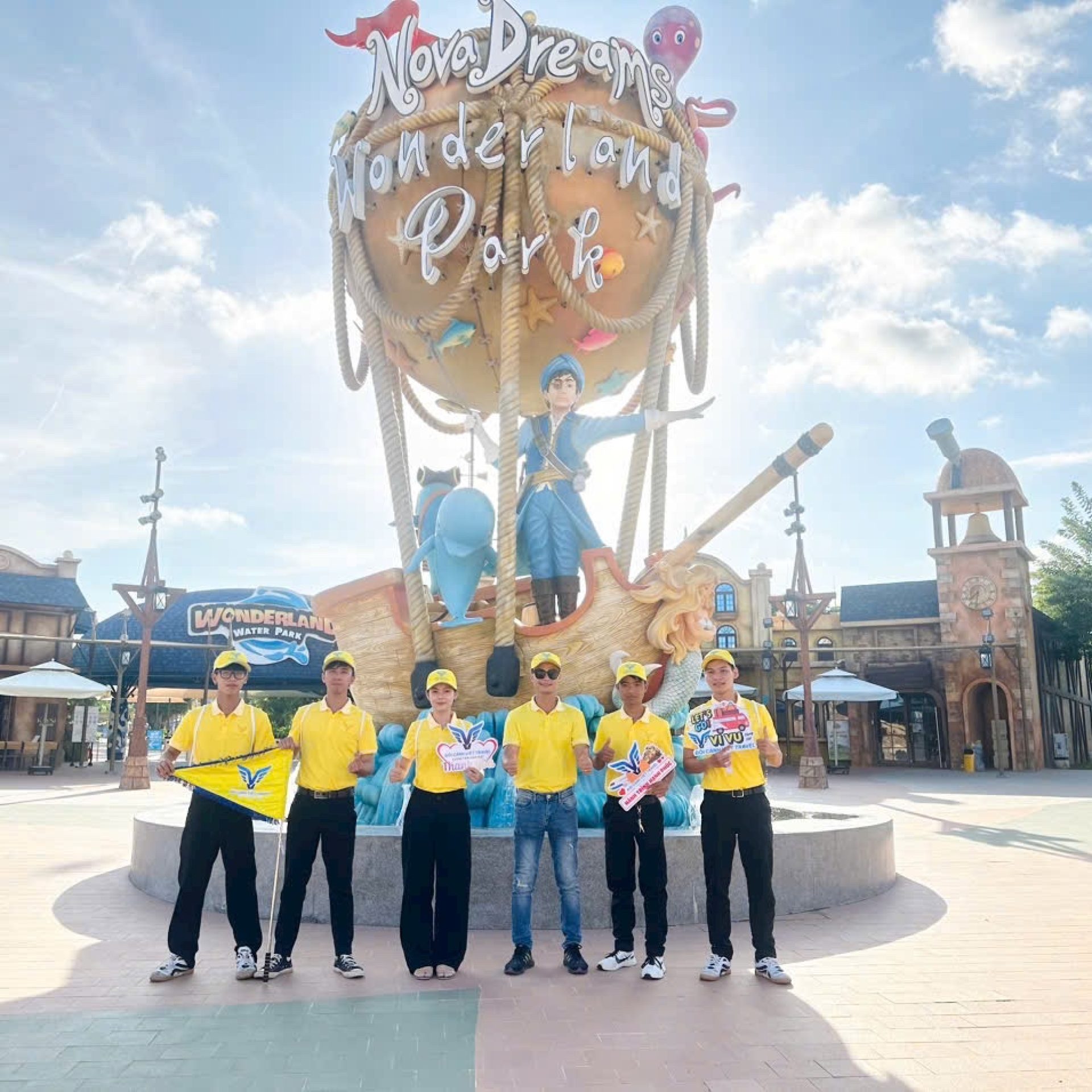 z7475243792608_defda61334cb470d12b58489cf323729